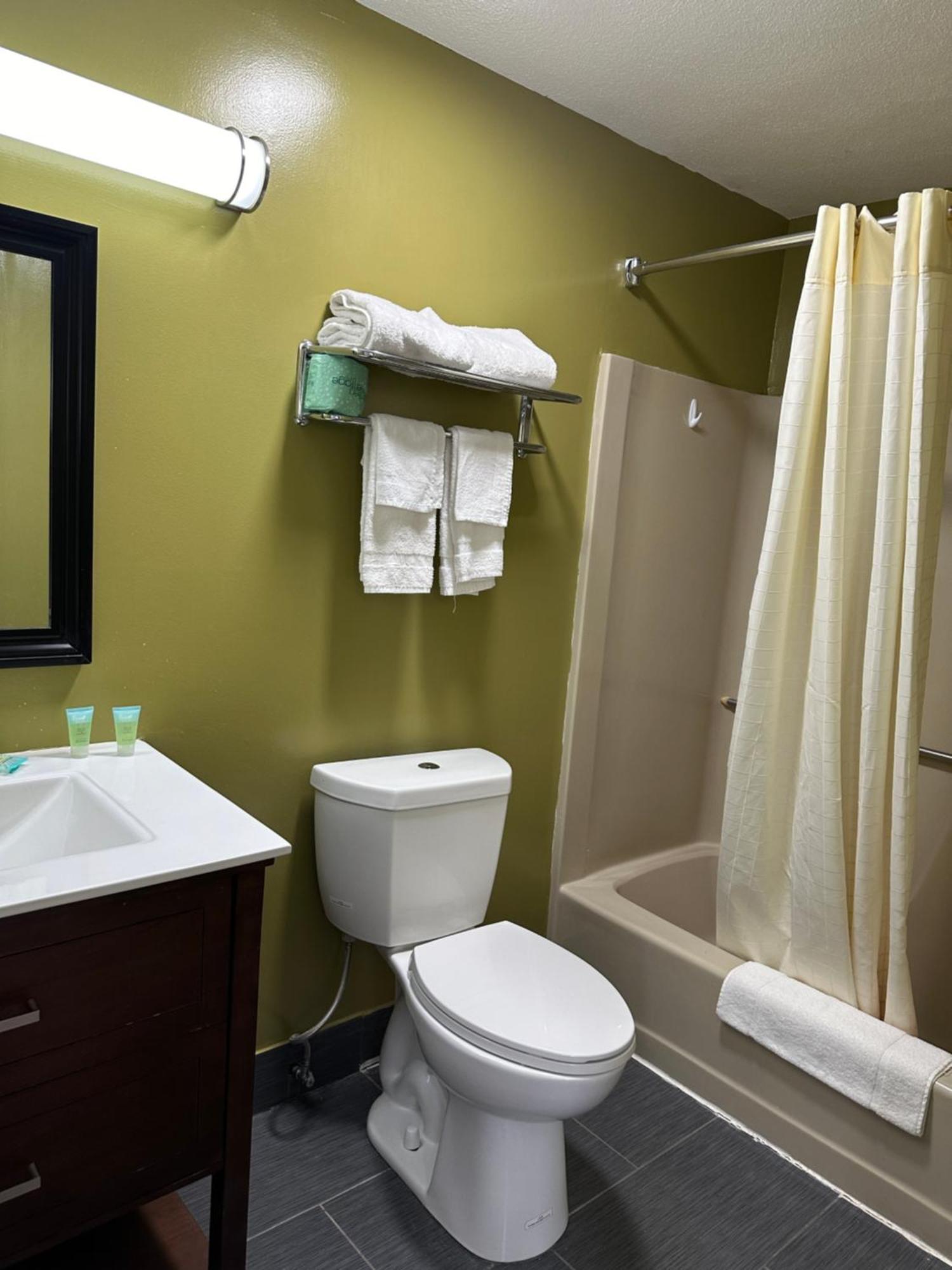 Wickford Motor Inn Северен Кингстаун Екстериор снимка